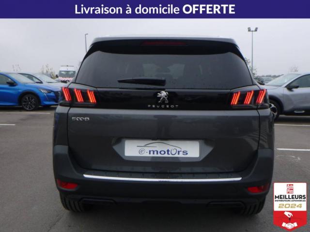 Peugeot 5008 image 8