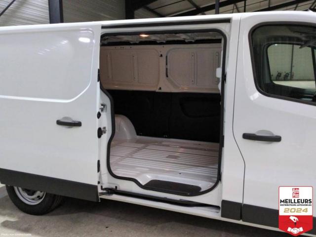 Renault Trafic image 6