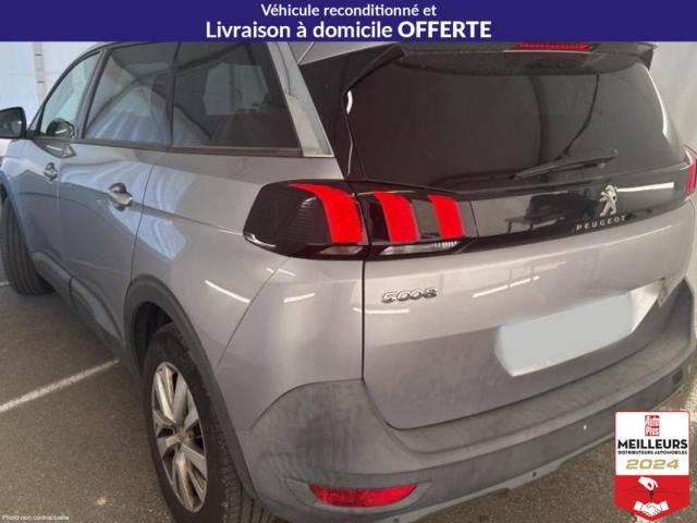 Peugeot 5008 image 1