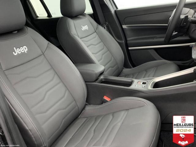 Jeep Avenger image 8