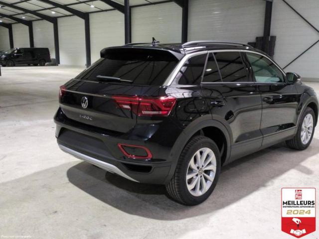 Volkswagen T-Roc image 3