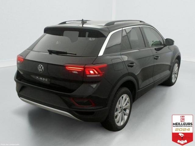 Volkswagen T-Roc image 9