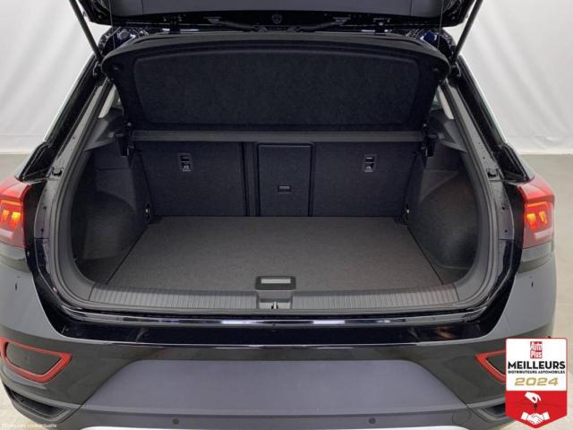 Volkswagen T-Roc image 9