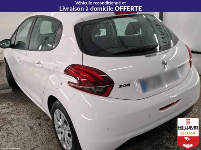 Peugeot 208 image 3