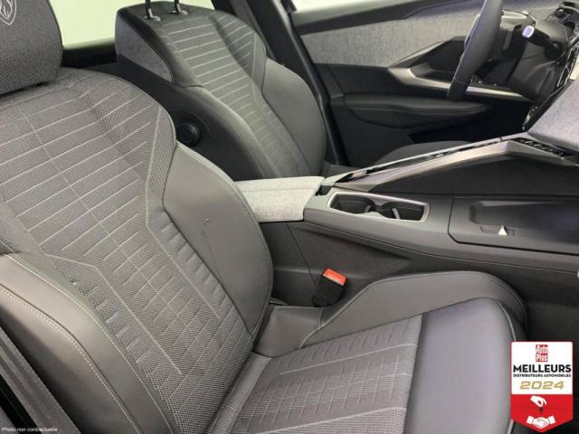 Peugeot 3008 image 2