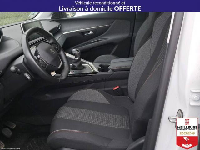 Peugeot 5008 image 6