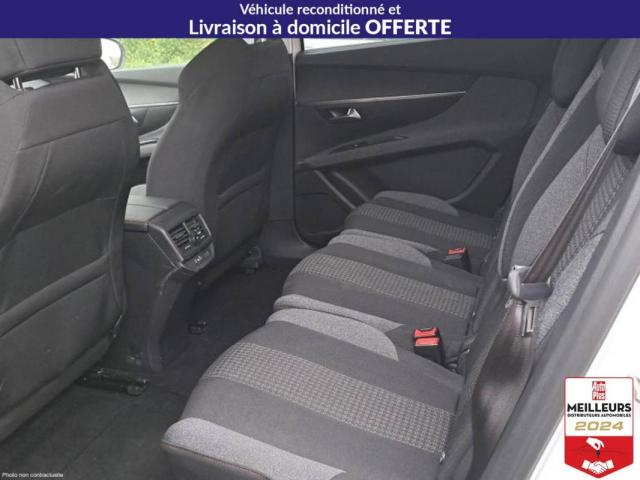 Peugeot 5008 image 2