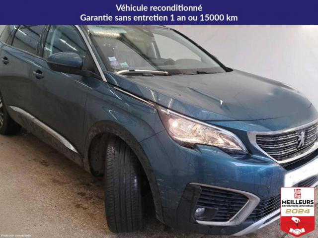 Peugeot 5008 image 1