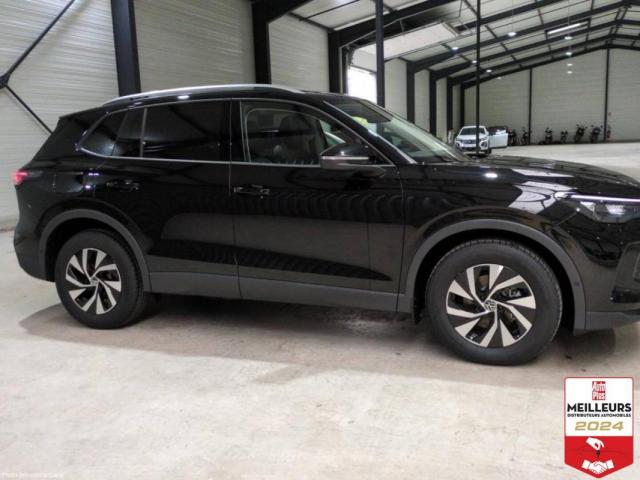 Volkswagen Tiguan image 9