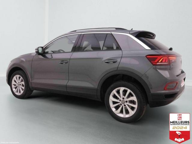 Volkswagen T-Roc image 9