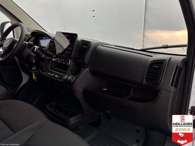 Peugeot Boxer image 1