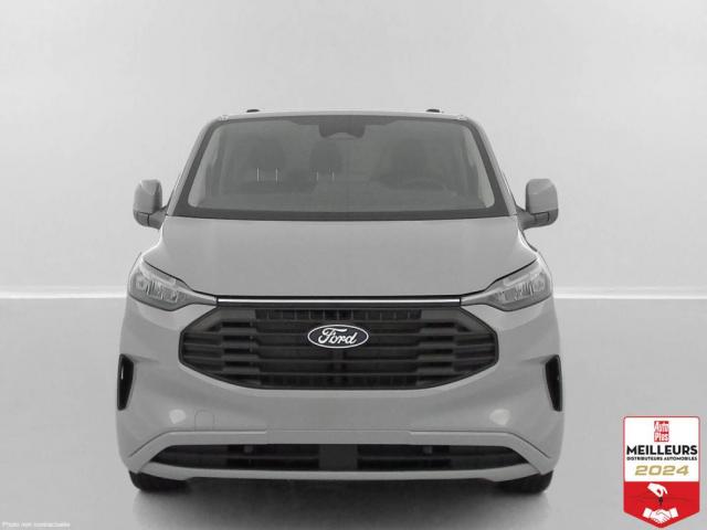 Ford Transit image 3