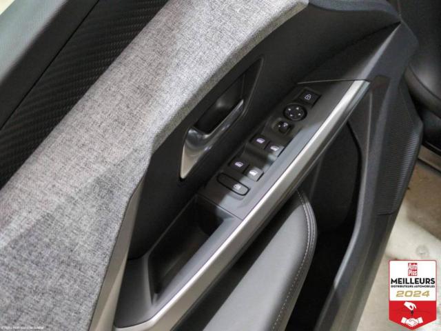 Peugeot 3008 image 3