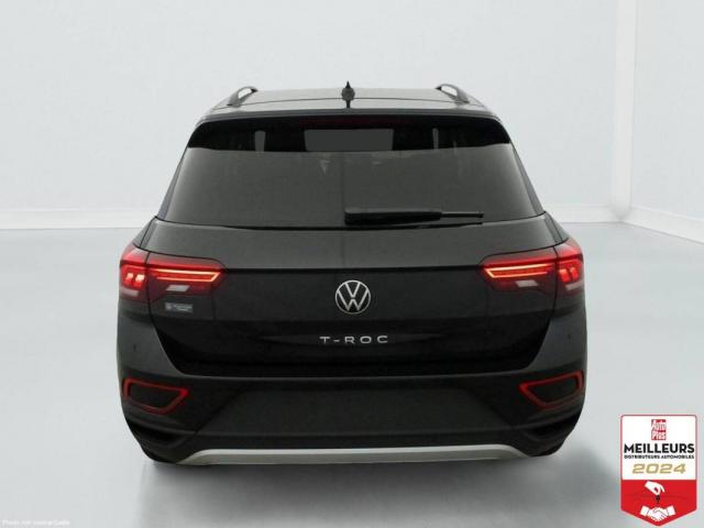Volkswagen T-Roc image 8