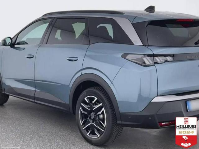 Peugeot 5008 image 1