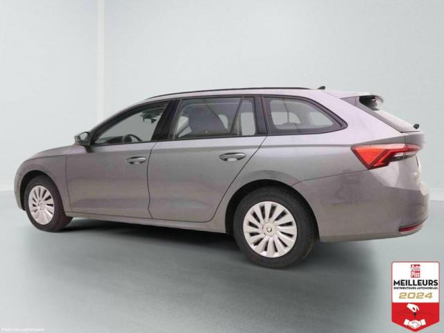 Skoda Octavia image 9