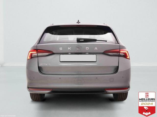 Skoda Octavia image 2