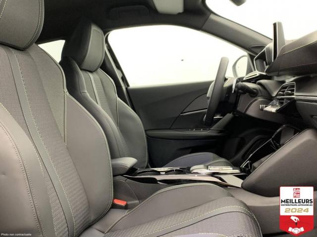 Peugeot 2008 image 3