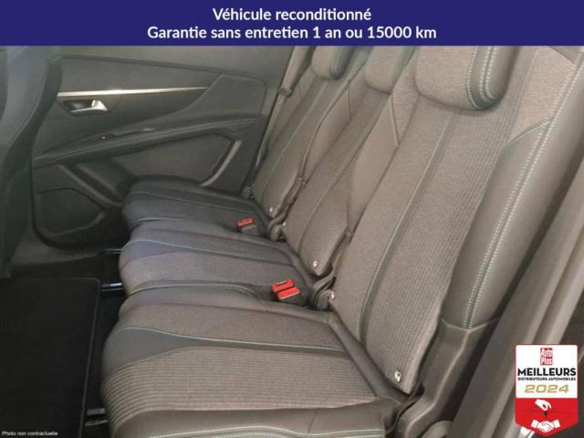 Peugeot 5008 image 2
