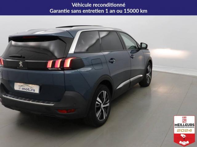Peugeot 5008 image 1