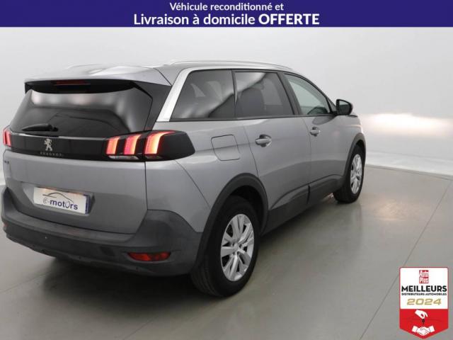 Peugeot 5008 image 1