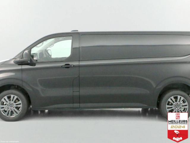 Ford Transit image 7