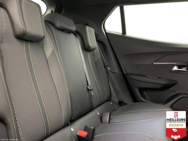 Peugeot 2008 image 1