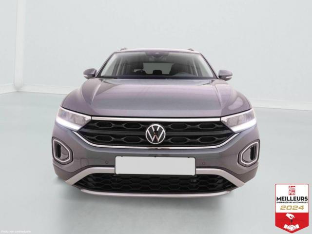 Volkswagen T-Roc image 6