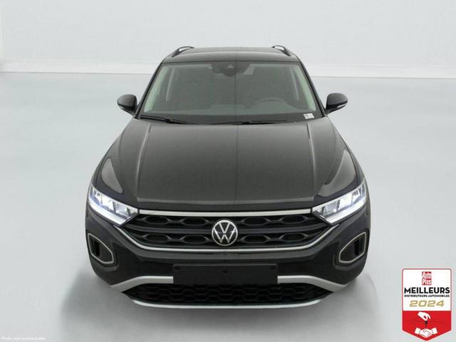 Volkswagen T-Roc image 6