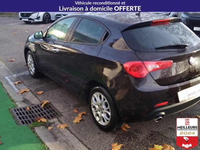 Alfa Romeo Giulietta image 7