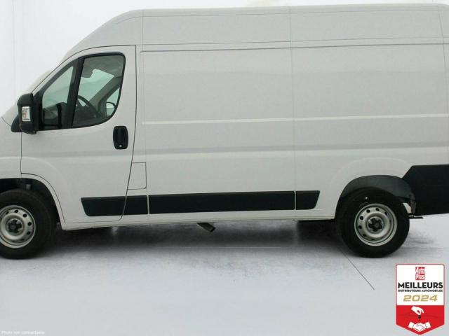 Peugeot Boxer image 2