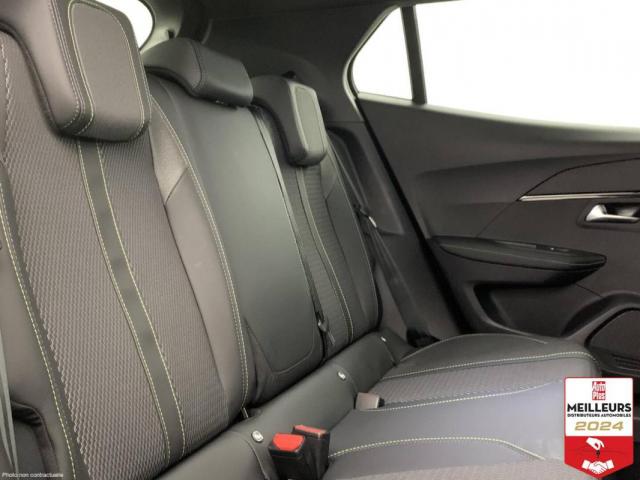 Peugeot 2008 image 1