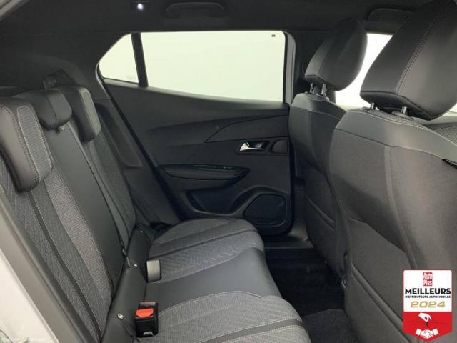 Peugeot 2008 image 9