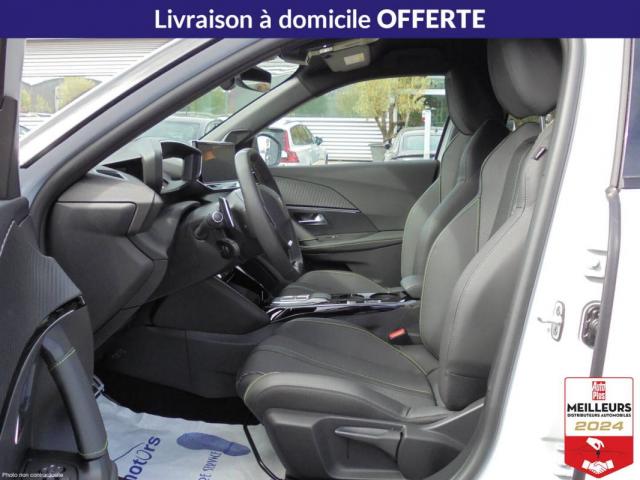 Peugeot 2008 image 1