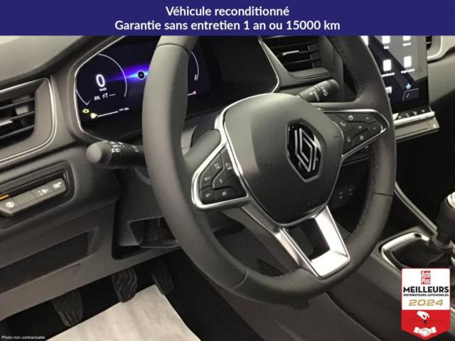 Renault Captur image 2