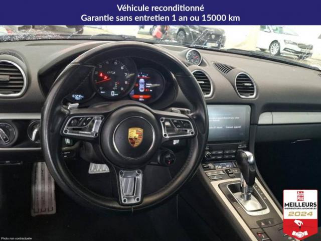 Porsche 718 Cayman image 2