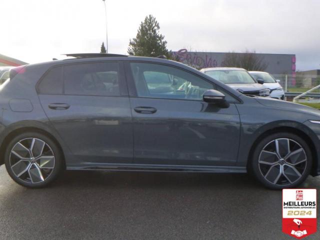 Volkswagen Golf image 9