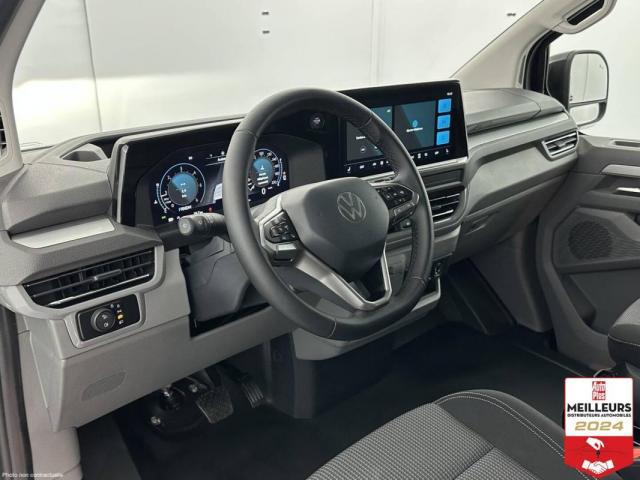 Volkswagen Transporter image 6