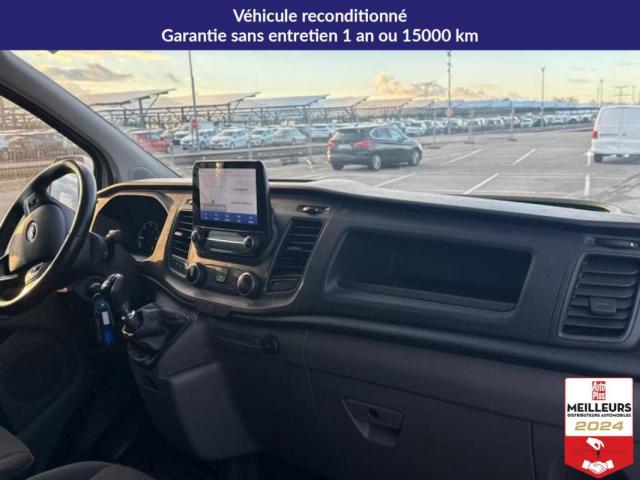 Ford Transit Custom image 2