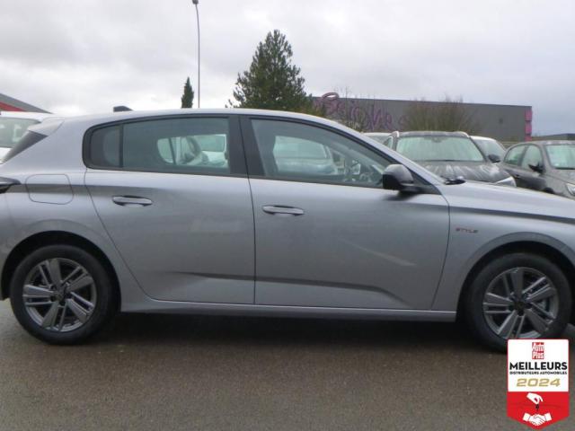 Peugeot 308 image 2