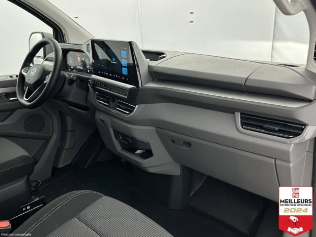 Volkswagen Transporter image 3