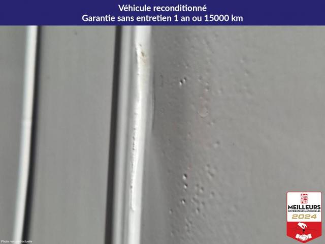 Renault Trafic image 2