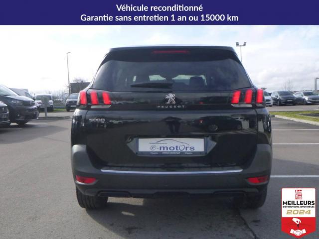 Peugeot 5008 image 2