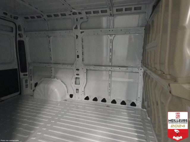 Peugeot Boxer image 8