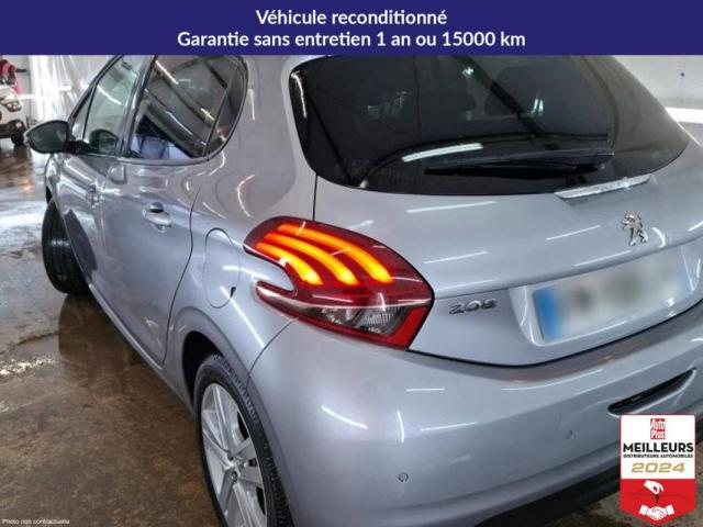 Peugeot 208 image 2