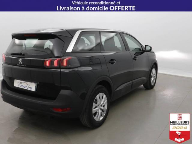Peugeot 5008 image 1