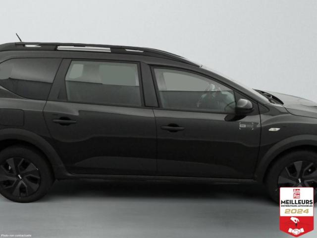 Dacia Jogger image 1