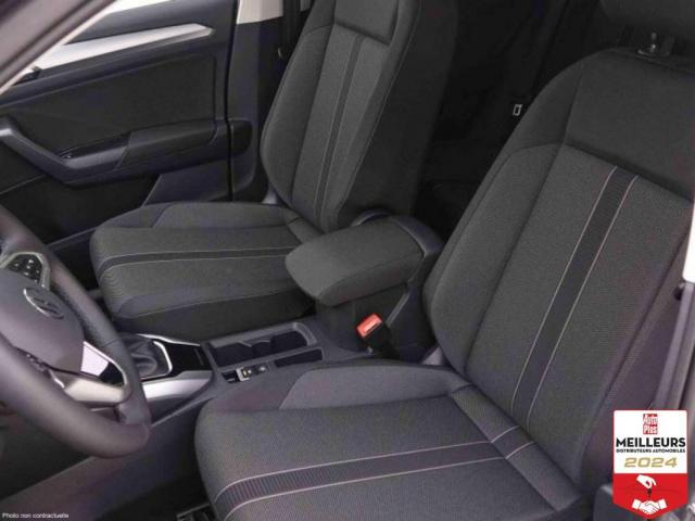 Volkswagen T-Roc image 9