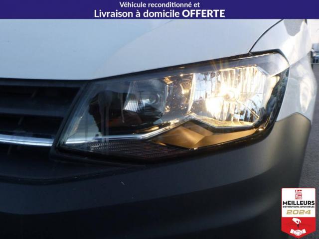 Volkswagen Caddy Van image 2