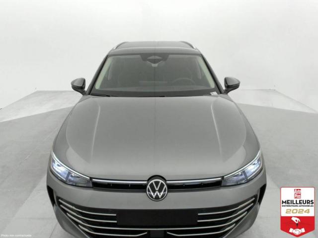Volkswagen Passat image 9